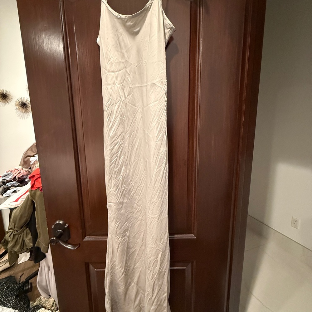Elegant Beige Maxi Dress